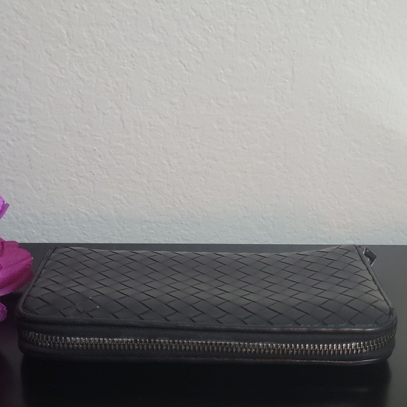 Bottega Veneta Intrecciato  leather  Long Wallet - Picture 6 of 16